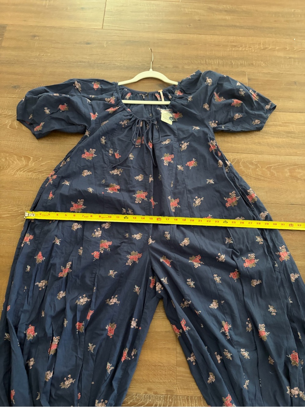 Free People Bop Around Navy/Floral Jumpsuit NWT - Picture 14 of 16